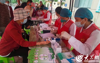 簽而有約，共享健康 東營(yíng)區(qū)中醫(yī)院世界家庭醫(yī)生日義診活動(dòng)紀(jì)實(shí)